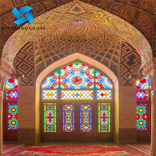 L'ODM d'OEM disponible en verre souillé coloré témoin d'église a adapté aux besoins du client