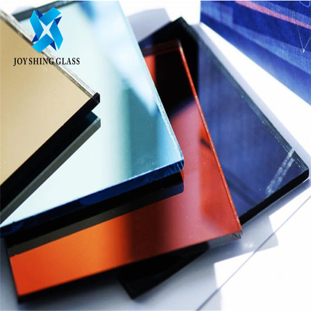 Verre argenté imperméable de miroir feuilles en verre de flotteur de catégorie de miroir de 2mm à de 8mm