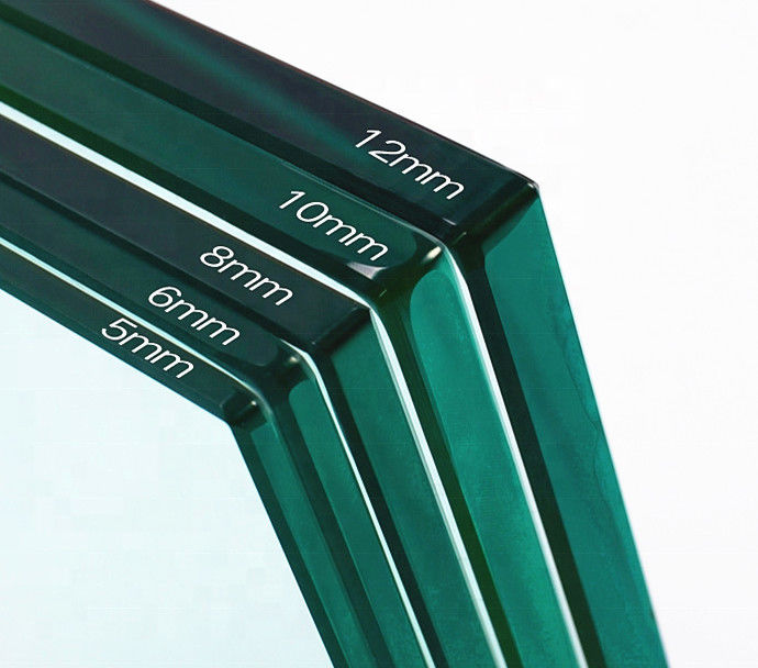 la taille 19mm épaisse de couleur de verre trempé de 10mm 12mm 15mm a adapté aux besoins du client