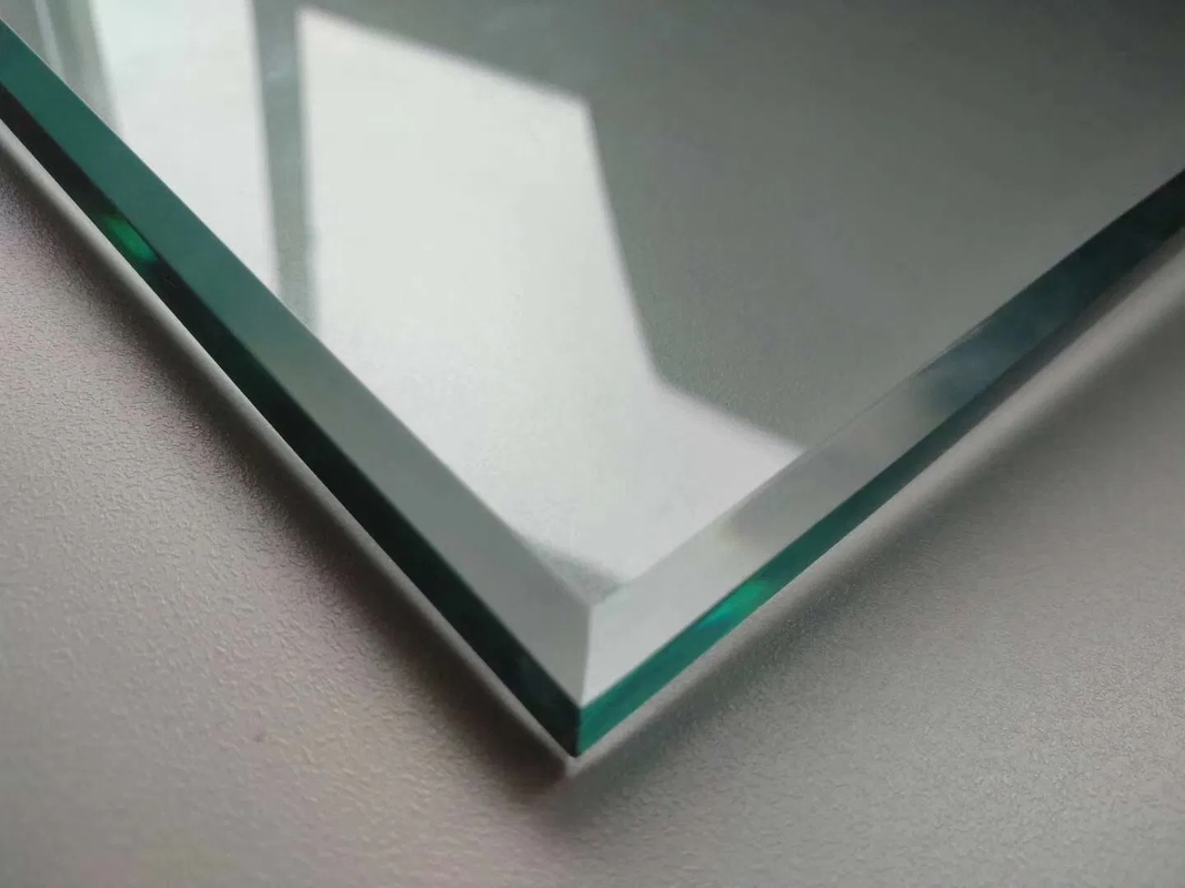3 mm 4 mm 5 mm 6 mm 8 mm 10 mm 12 mm Verre trempé transparent et teinté Verre de sécurité Verre durci