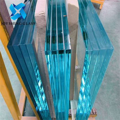 Forme plate stratifiée en verre gâchée de structure solide de preuve de balle