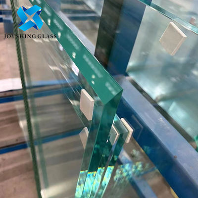 Un verre durci en fer de 12 mm ultra-clarement trempé