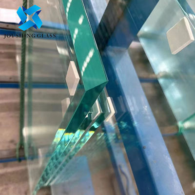 Formes de balustrades en verre durci de 12 mm extrêmement claires et personnalisées